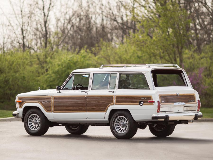  Jeep Grand Wagoneer 1987 года  (фото 5 из 10)